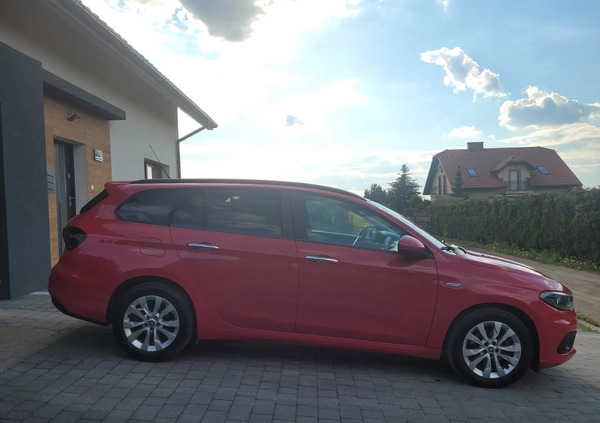 Fiat Tipo cena 55900 przebieg: 51000, rok produkcji 2020 z Dobra małe 106